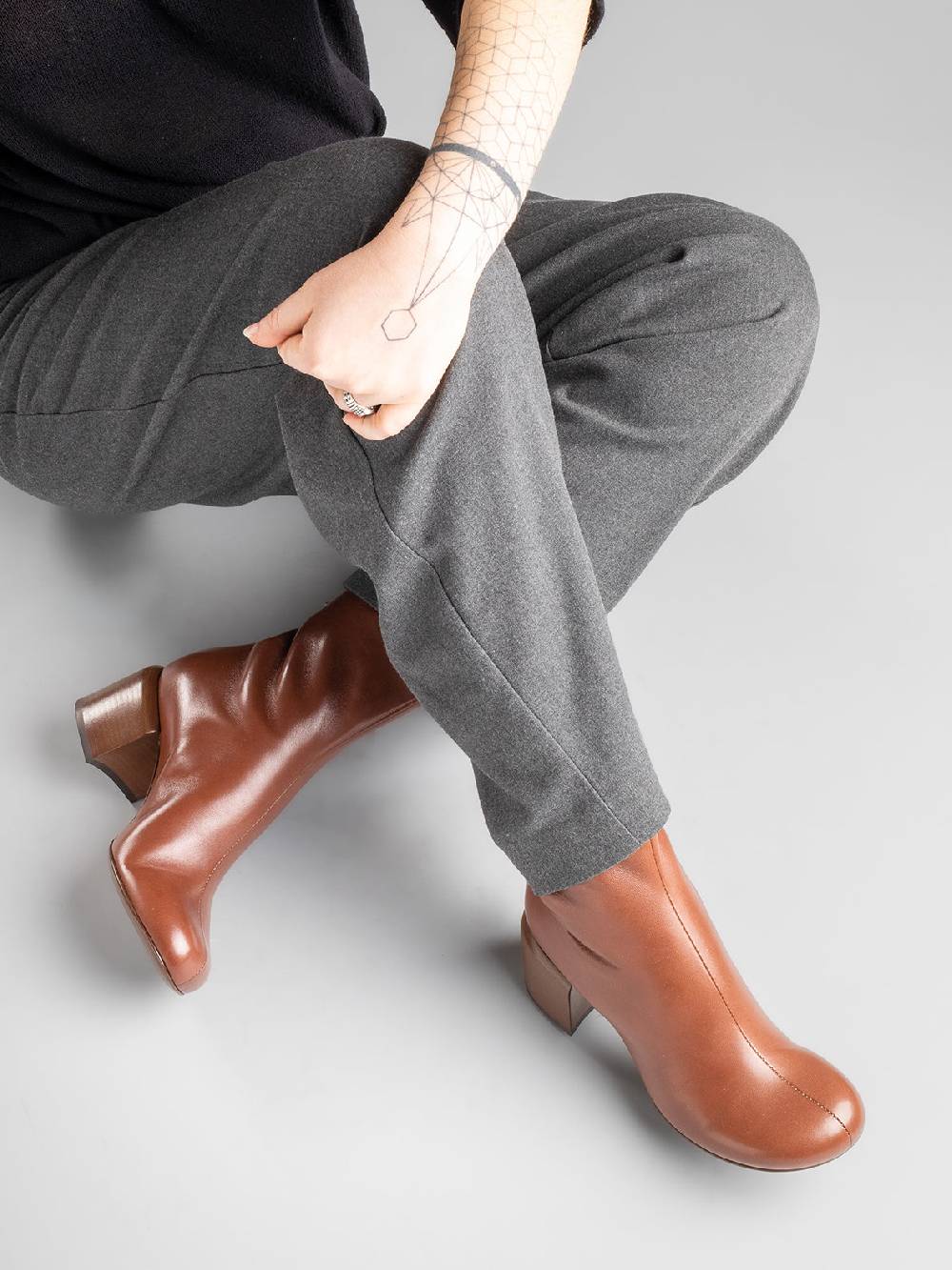 Officine Creative ETHEL 004 Stivaletti in Nappa Marrone Prezzo Ridotto