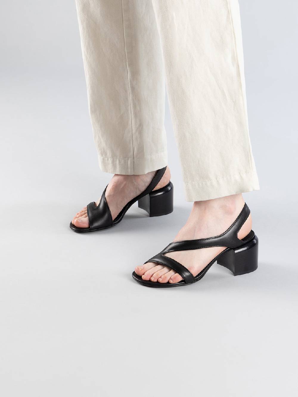 Officine Creative ETHEL 023 Sandali in Pelle Bianca Limitato a 3 giorni