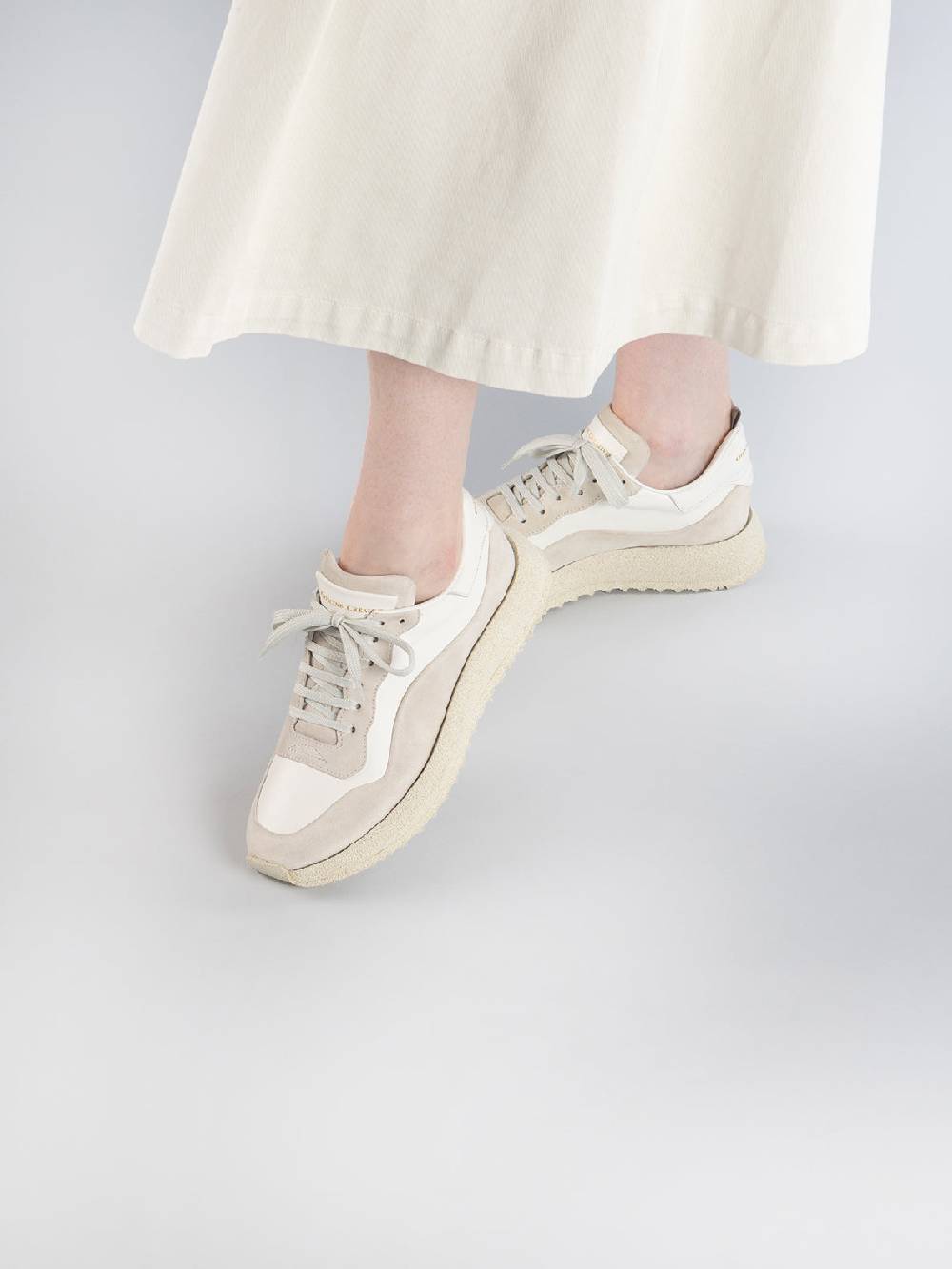 Officine Creative RACE RUBREX 101 Sneakers Basse in Pelle e Camoscio Bianca Liquidazione