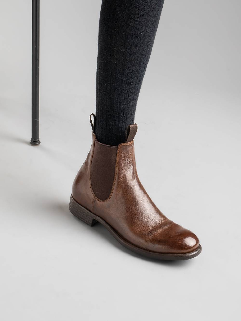 Officine Creative CALIXTE 004 Stivaletti Chelsea in Pelle Marrone Fino al 60% di sconto