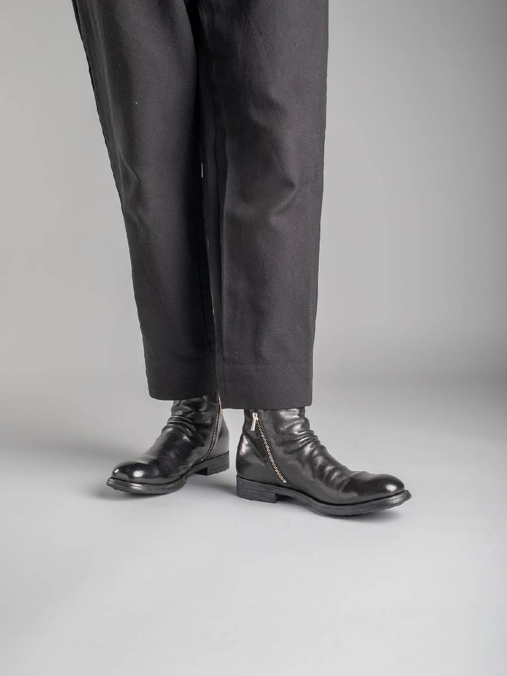 Officine Creative CHRONICLE 042 Stivaletti in Pelle Nera Shopping online