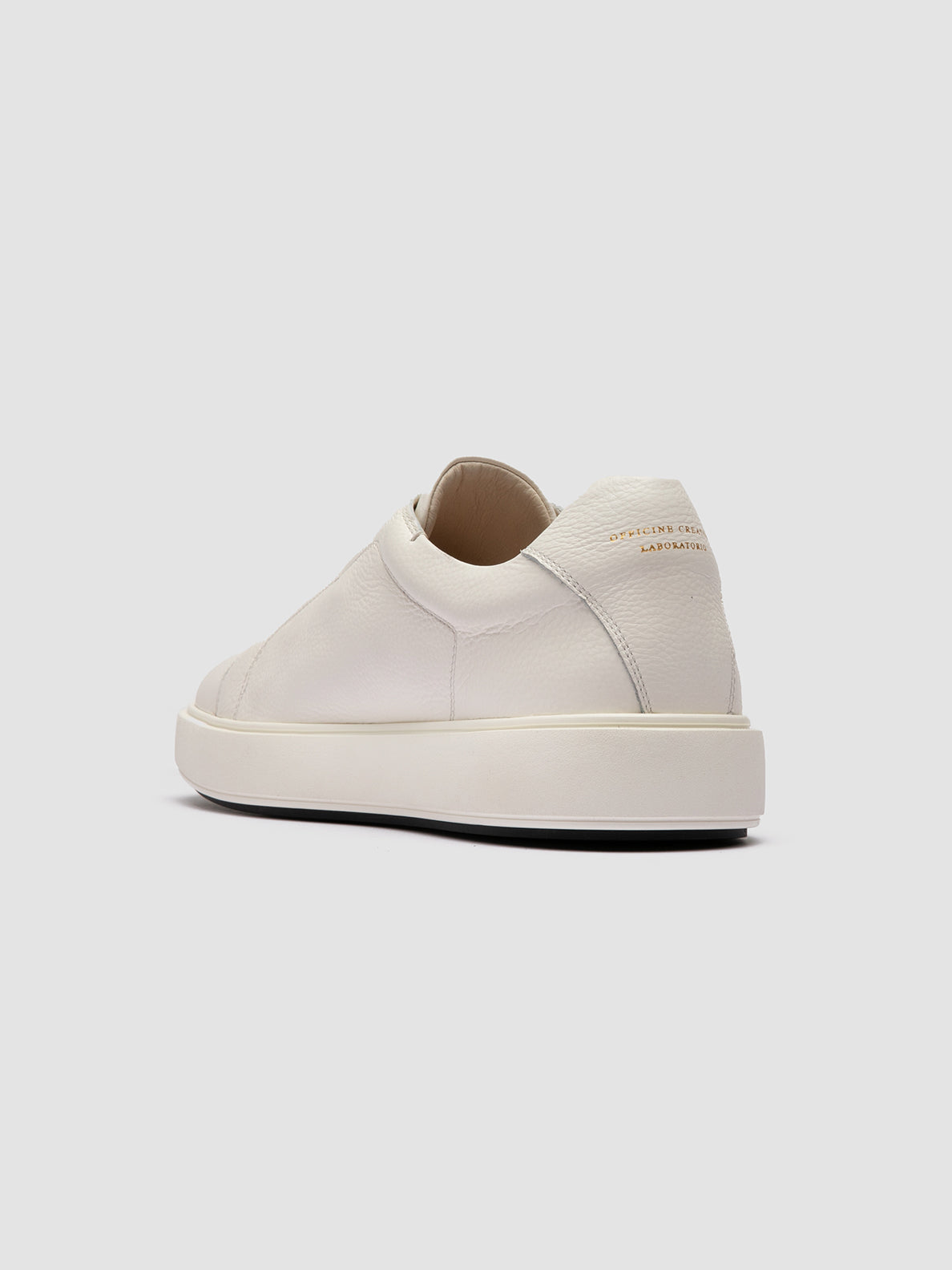 Officine Creative SLOUCH 001 Sneaker Basse in Pelle Bianca Offerta natalizia