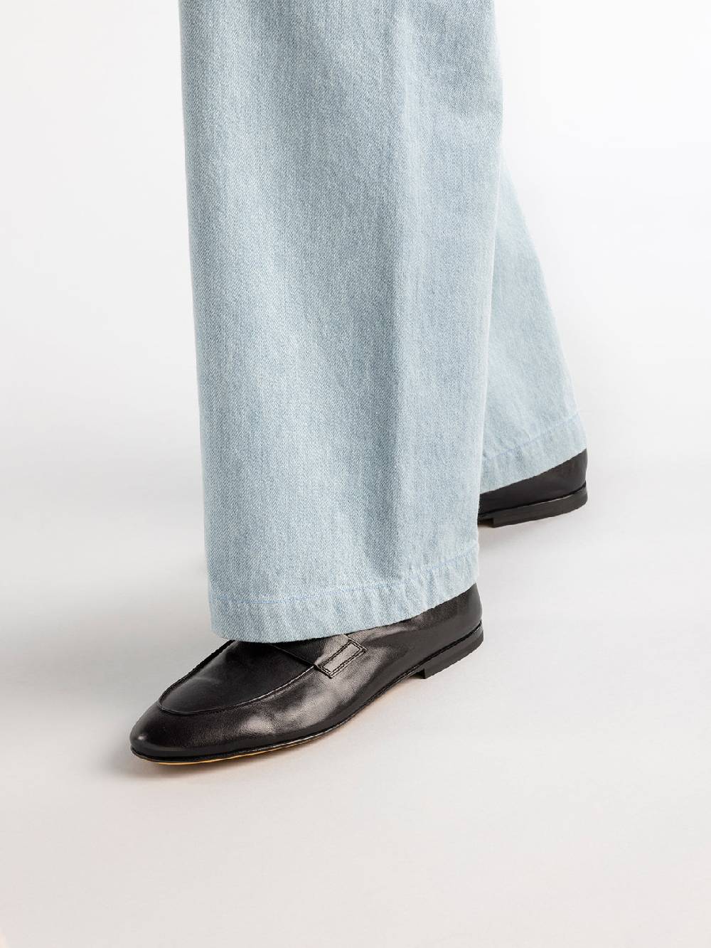 Officine Creative AIRTO 001 Mocassini Penny Loafer in Pelle Nera Enormi risparmi
