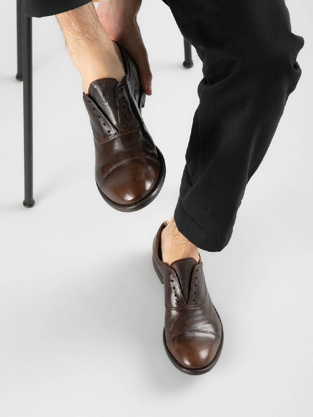 Officine Creative ARC 501 Oxford in Pelle Marrone Esporta salva