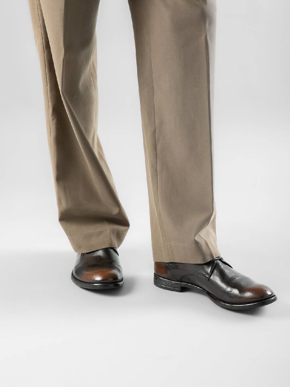 Officine Creative ARC 515 Derby in Pelle Marrone Vendita