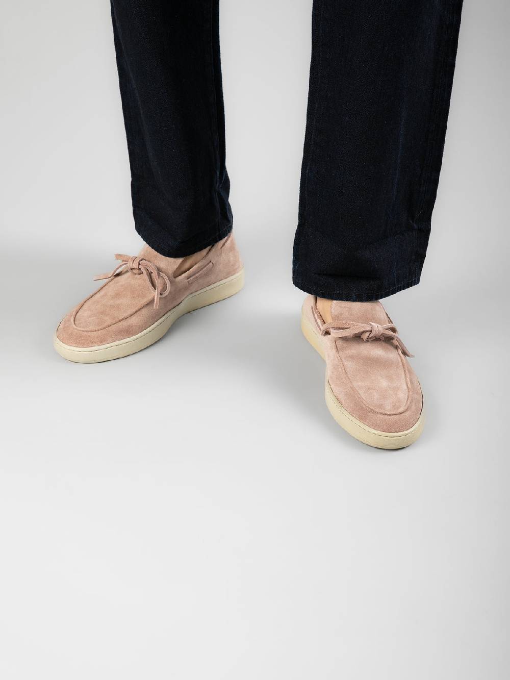 Officine Creative HERBIE 003 Mocassini da barca in Pelle Scamosciata Grigia Outlet