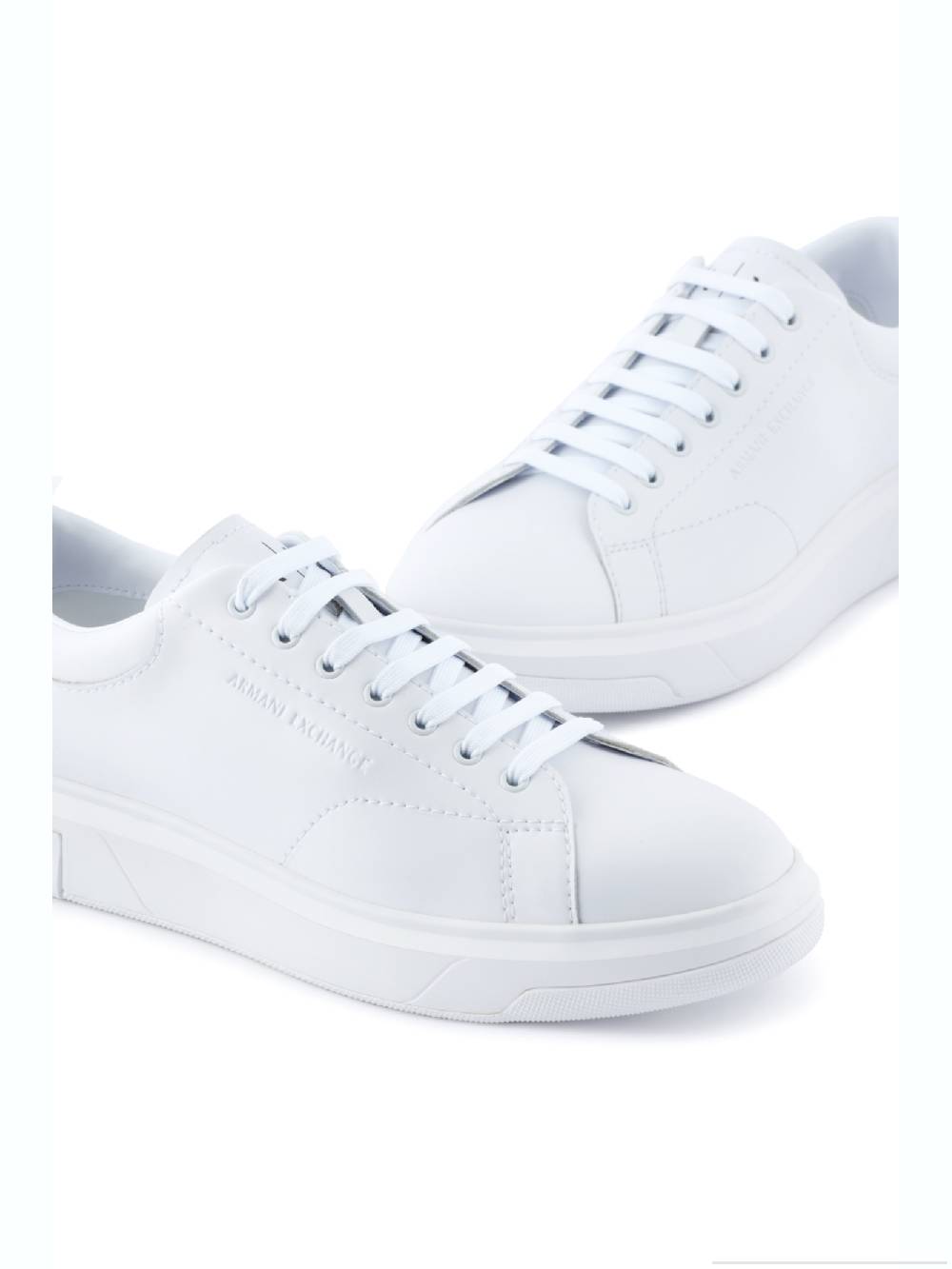 ARMANI EXCHANGE  Sneakers di Pelle Bianca Armani Exchange Uomo Vendita Calda