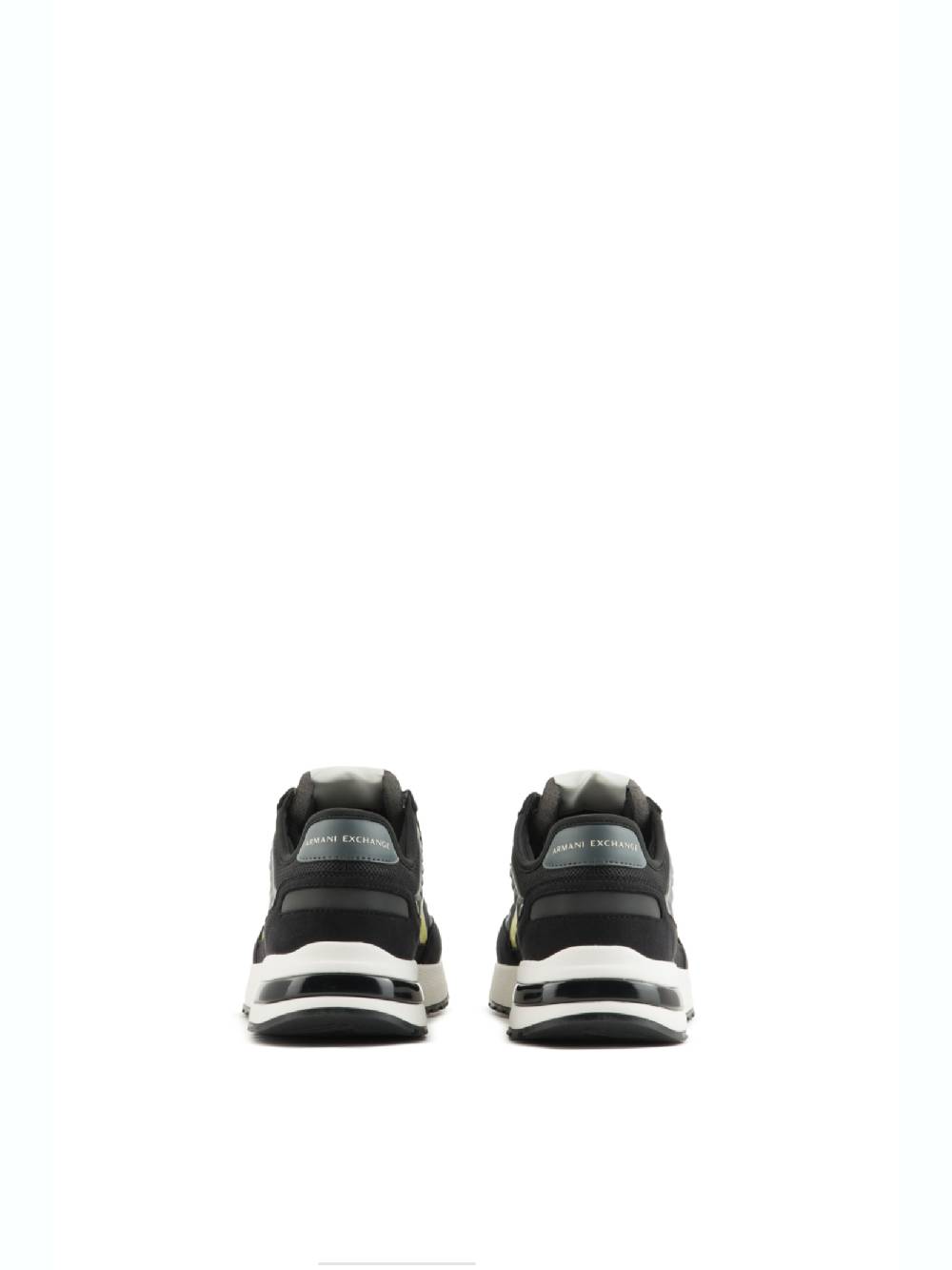 ARMANI EXCHANGE  Sneakers Uomo Armani Exchange Nero con Inserti in Camoscio Presa