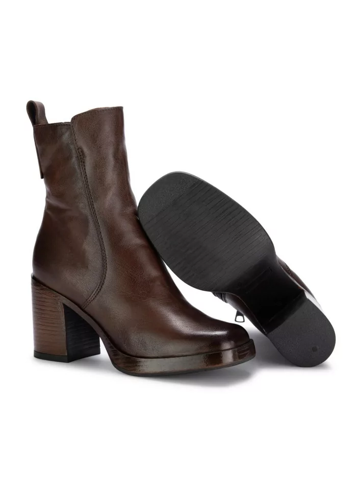 MJUS | STIVALETTI CON TACCO PELLE MARRONE CIOCCOLATO Fino Al -60%