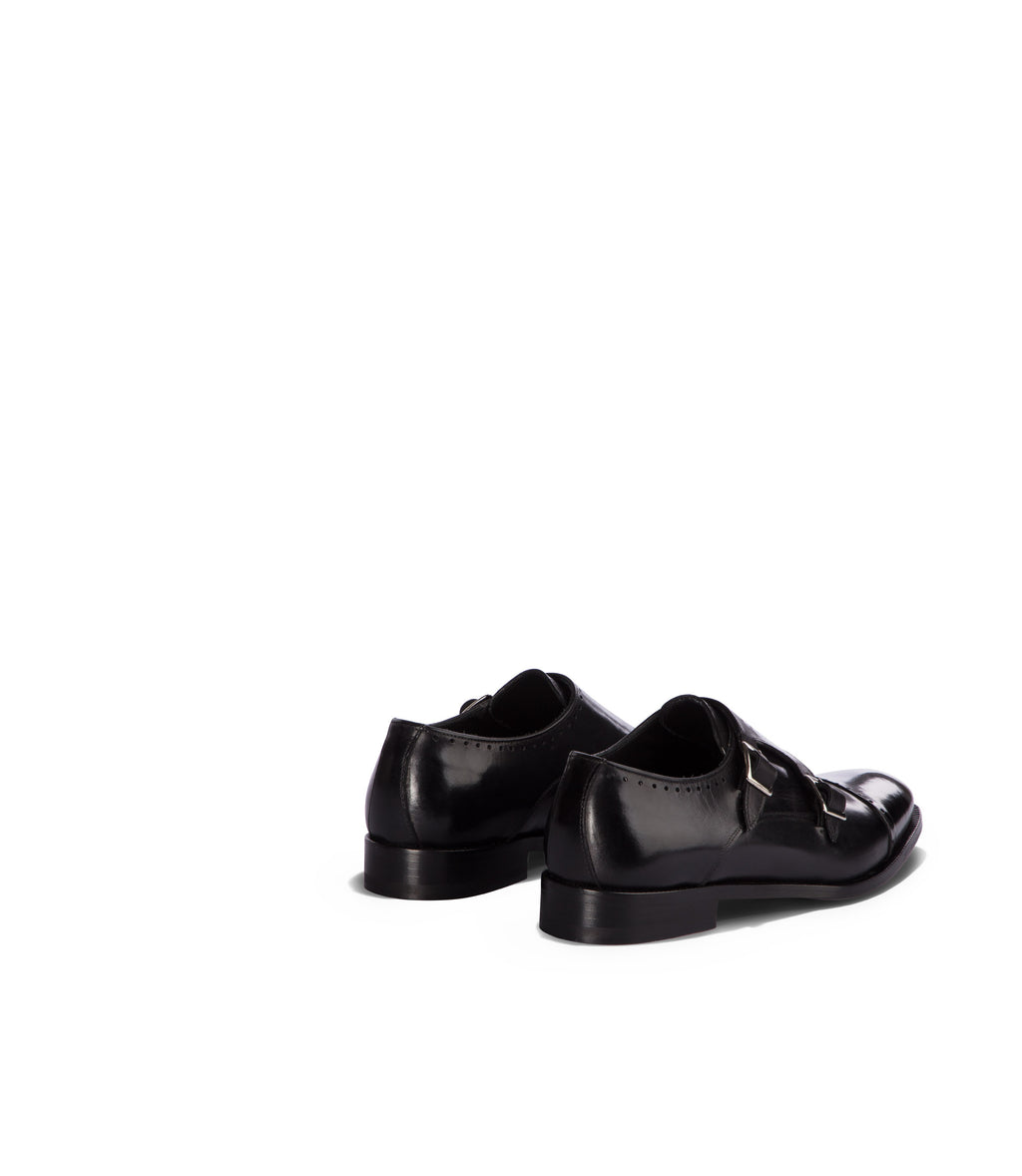 Loriblu Monk strap in pelle nera brogue Prezzo Ridotto