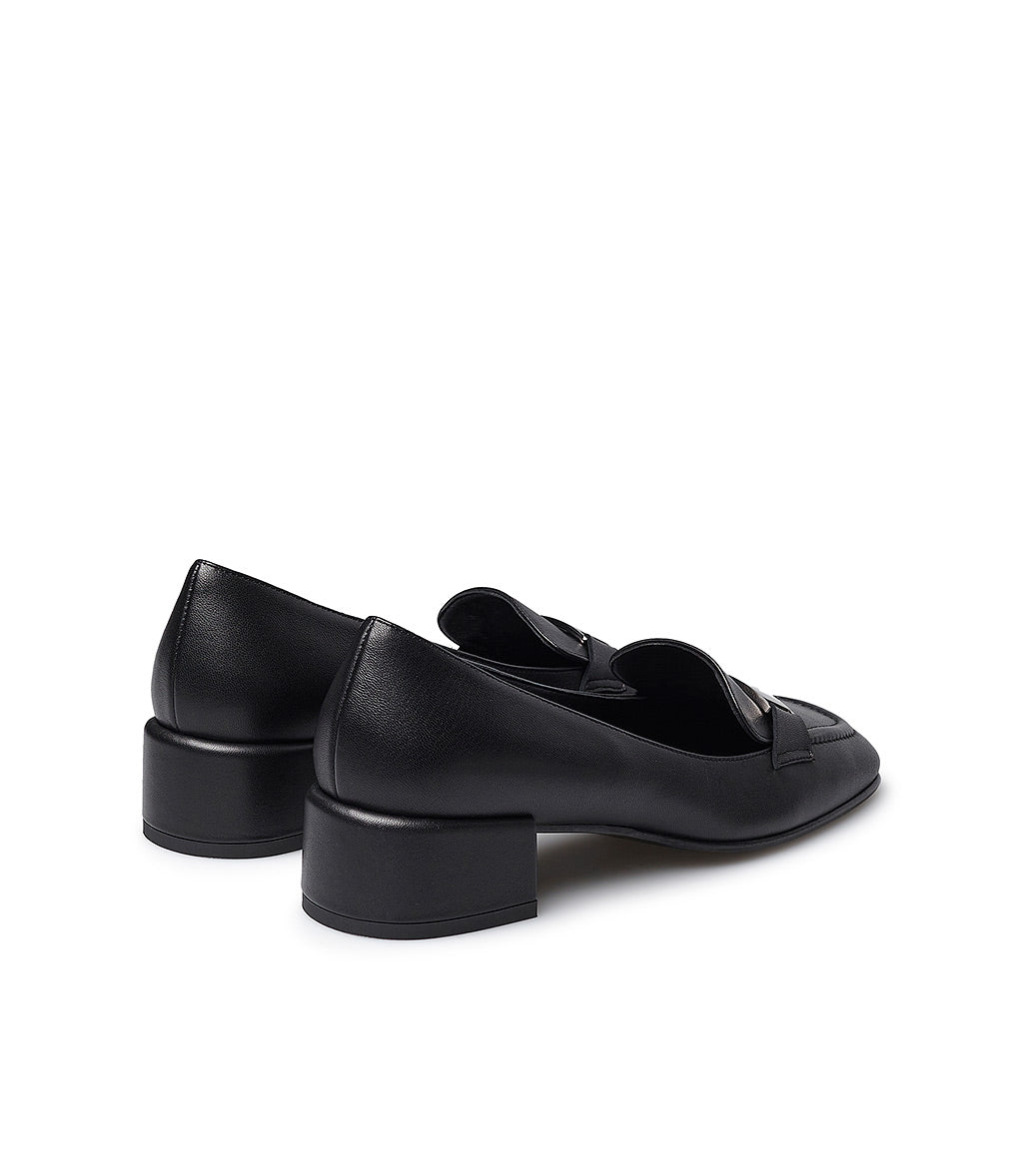 Loriblu Mocassini in nappa nera con placca logo Novità
