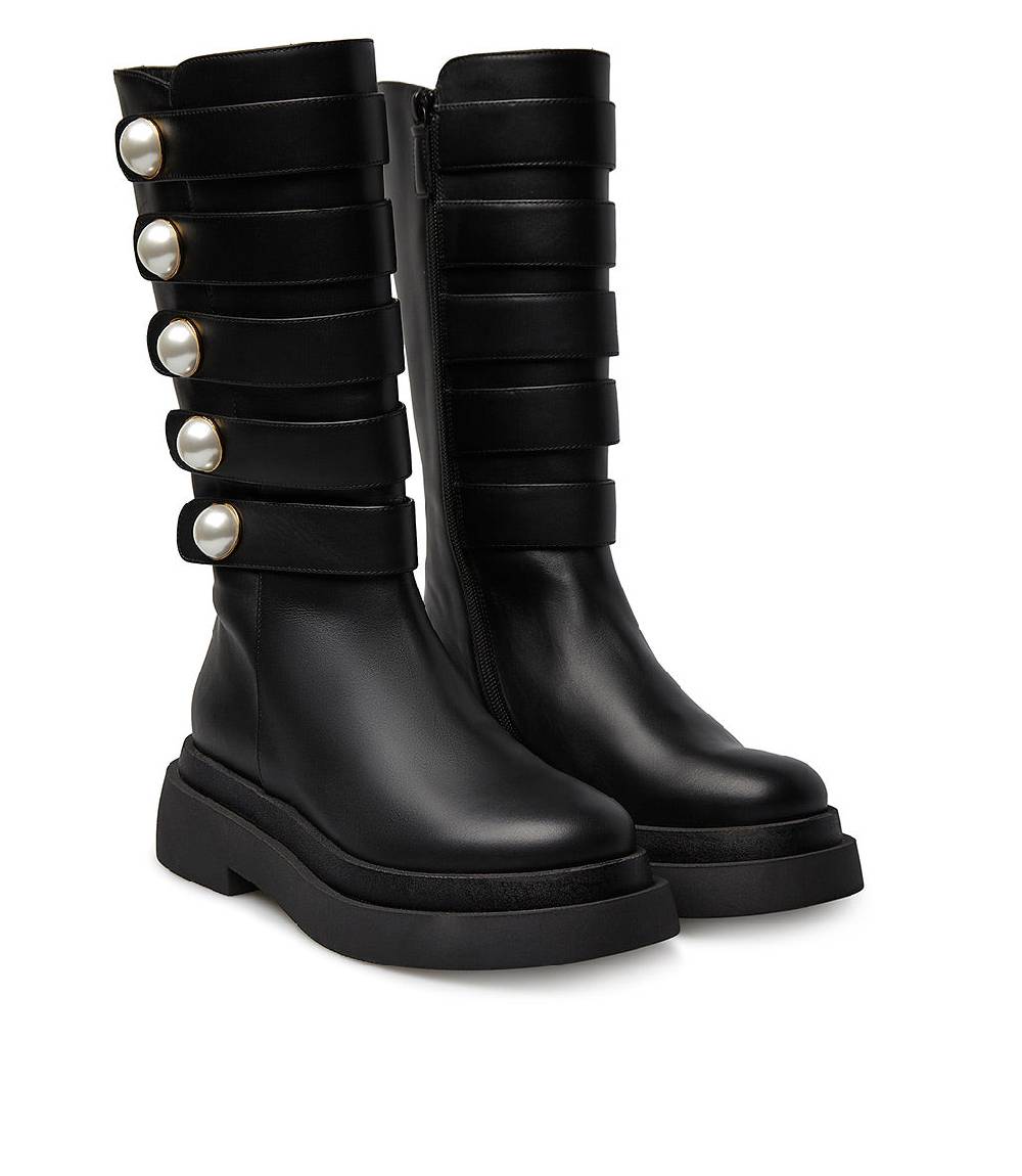 Loriblu Stivale in vitello nero con cinturini e borchie perla Fino al 60% di sconto