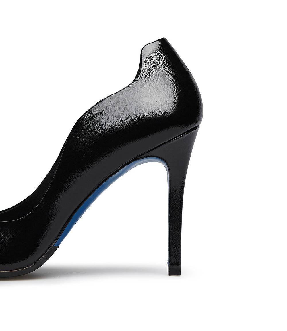 Loriblu Décolleté onda in pelle lucida nera Nuovo
