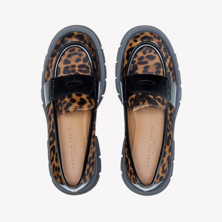 Roberto Festa MOCASSINO IN PELLE DI VITELLO CON STAMPA LEOPARDATA ALIAH Presa