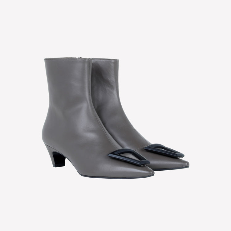 Roberto Festa Ankle boot in agnello con dettaglio in metallo opaco Lissy Negozio online di fabbrica