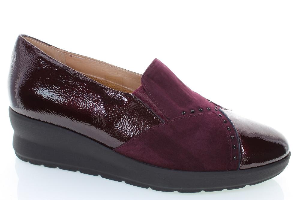 Soffice Sogno Slip on in pelle con borchiette Qualità Garantita