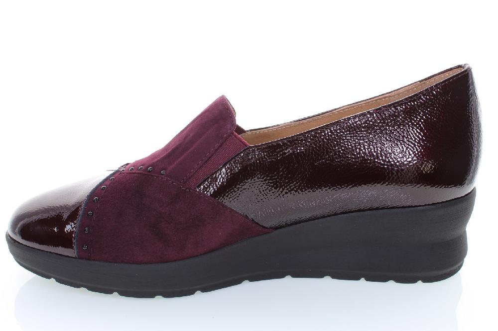 Soffice Sogno Slip on in pelle con borchiette Qualità Garantita