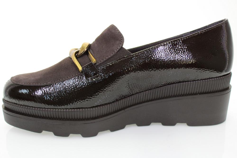 Soffice Sogno Slip on in pelle effetto vernice Vendita Calda