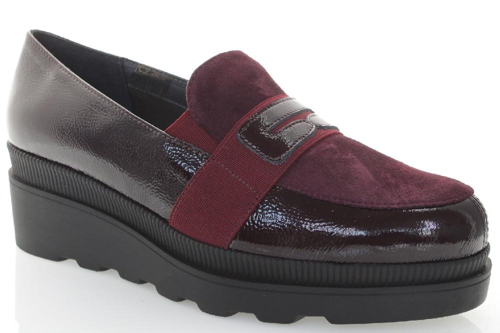 Soffice Sogno Slip on in pelle effetto vernice Saldi Di Fabbrica