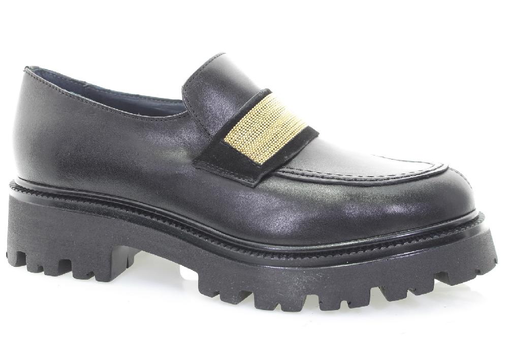 Soffice Sogno Mocassino in pelle con ornamento Acquista Ora