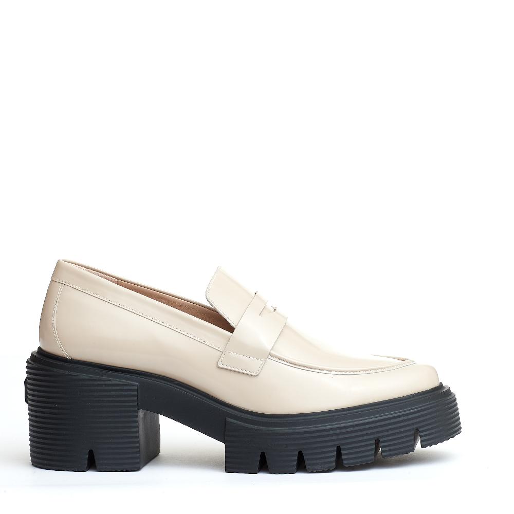 Sorelle Perego mocassino pelle beige fondo in gomma Sconto