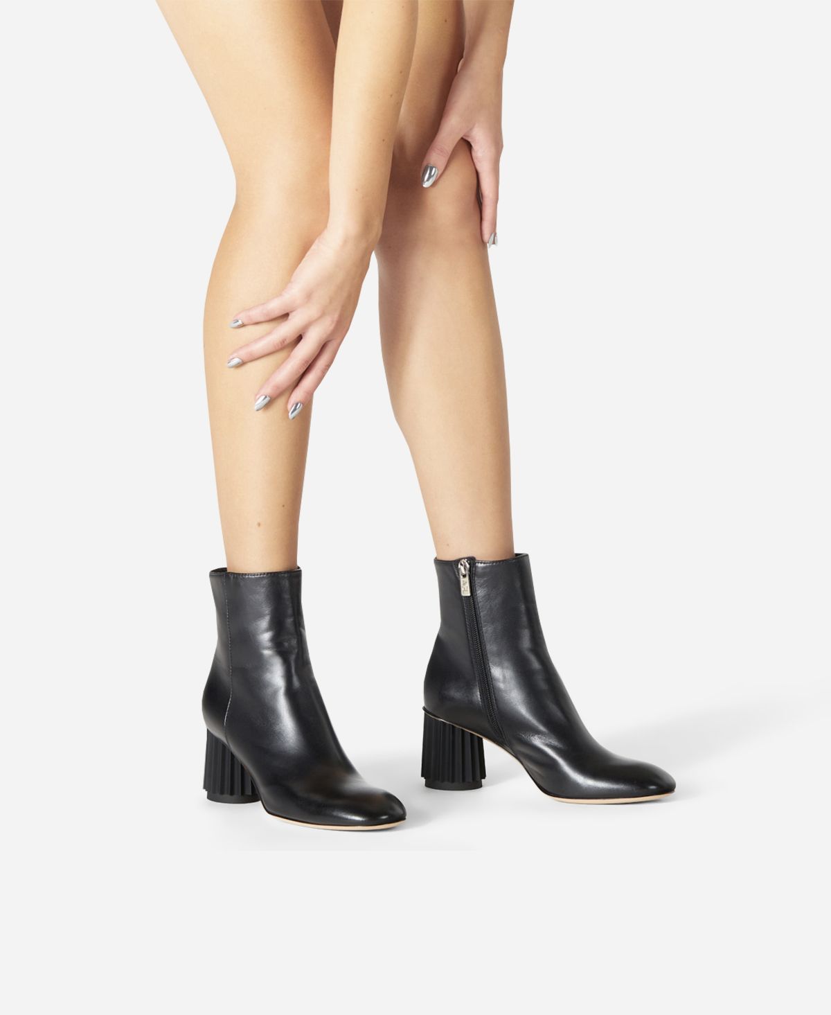 Agl Stivaletto con tacco design Nero Dorica M Bootie 2025
