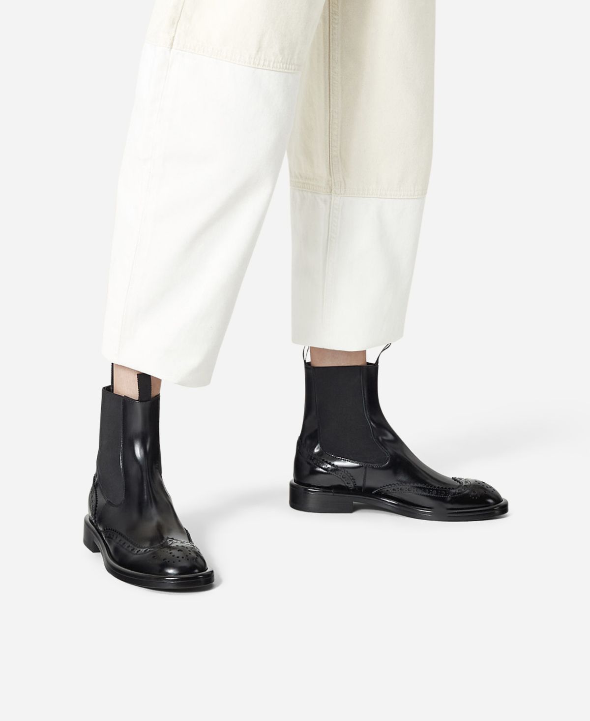 Agl Stivaletto con elastici Nero ALISON BEAT In Linea