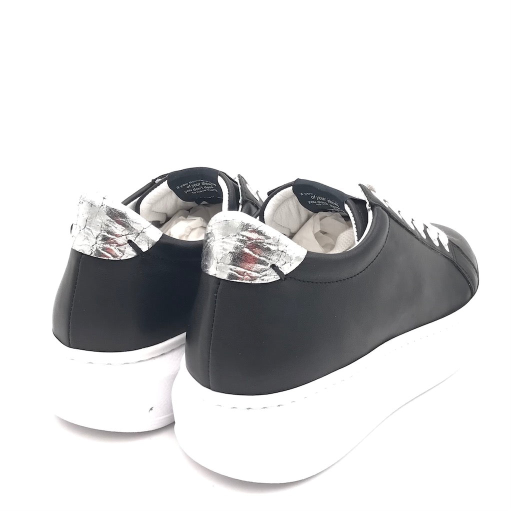 Zulian Calzature Sneakers Basic nera Moda