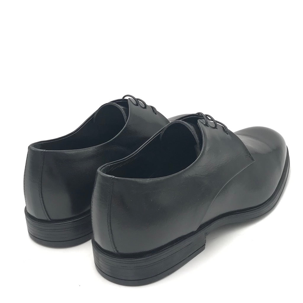 Zulian Calzature Stringata derby semilucido nero Novità