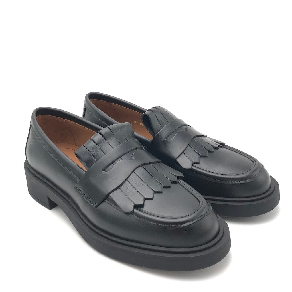 Zulian Calzature Mocassino college frangia in pelle nera Acquista Ora