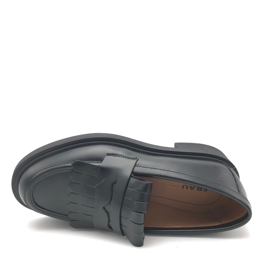 Zulian Calzature Mocassino college frangia in pelle nera Acquista Ora