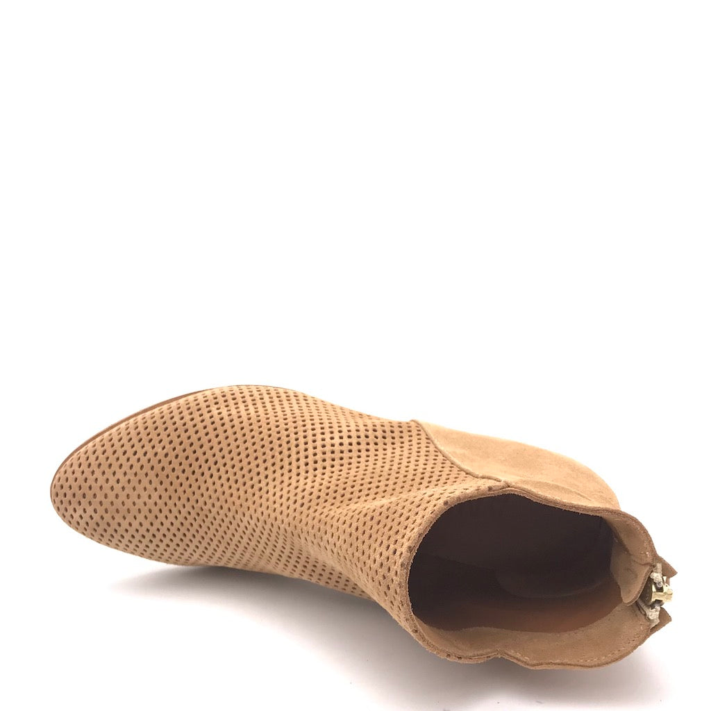 Zulian Calzature Tronchetto forato in crosta beige Offerta