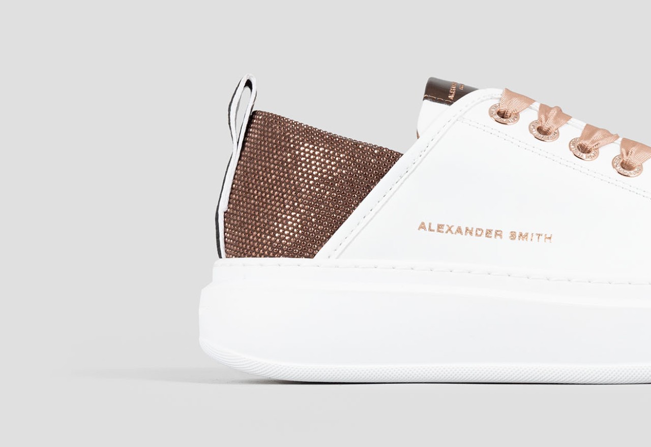 Alexander Smith WEMBLEY WOMAN WHITE BRONZE Sconto di tempo limitato